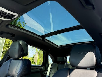 Used Porsche Macan 2025 for sale - 78534468: Photo