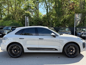 Used Porsche Macan 2025 for sale - 78534468: Photo