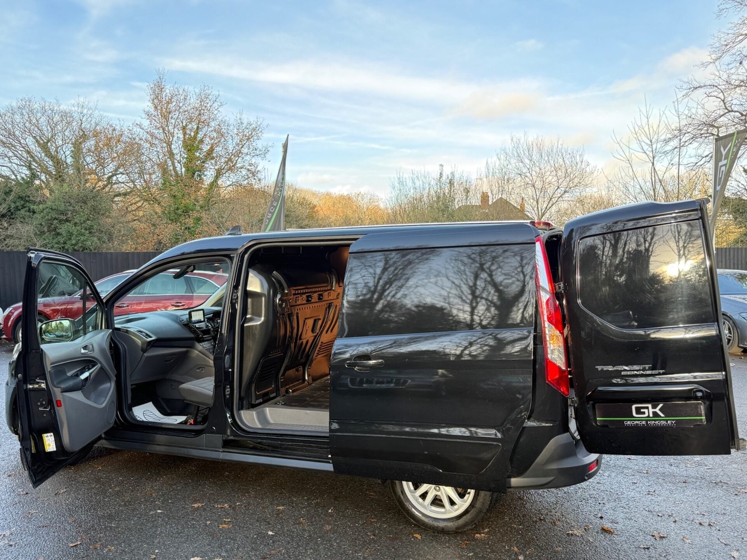 Used Ford Transit Connect 2022 for sale - 76934345: Photo 17