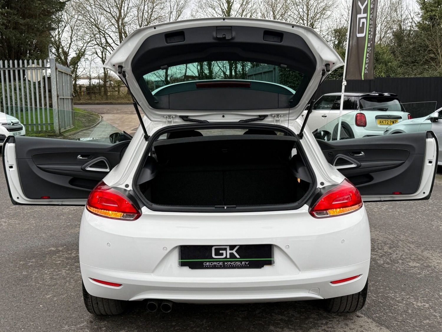 Used Volkswagen Scirocco 2014 for sale - 77641824: Photo 10