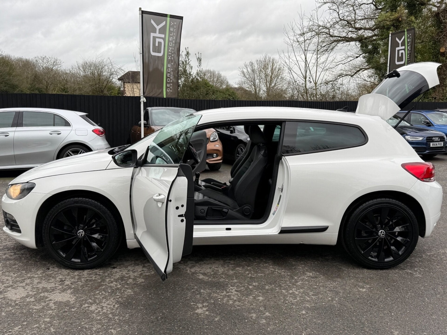 Used Volkswagen Scirocco 2014 for sale - 77641824: Photo 11