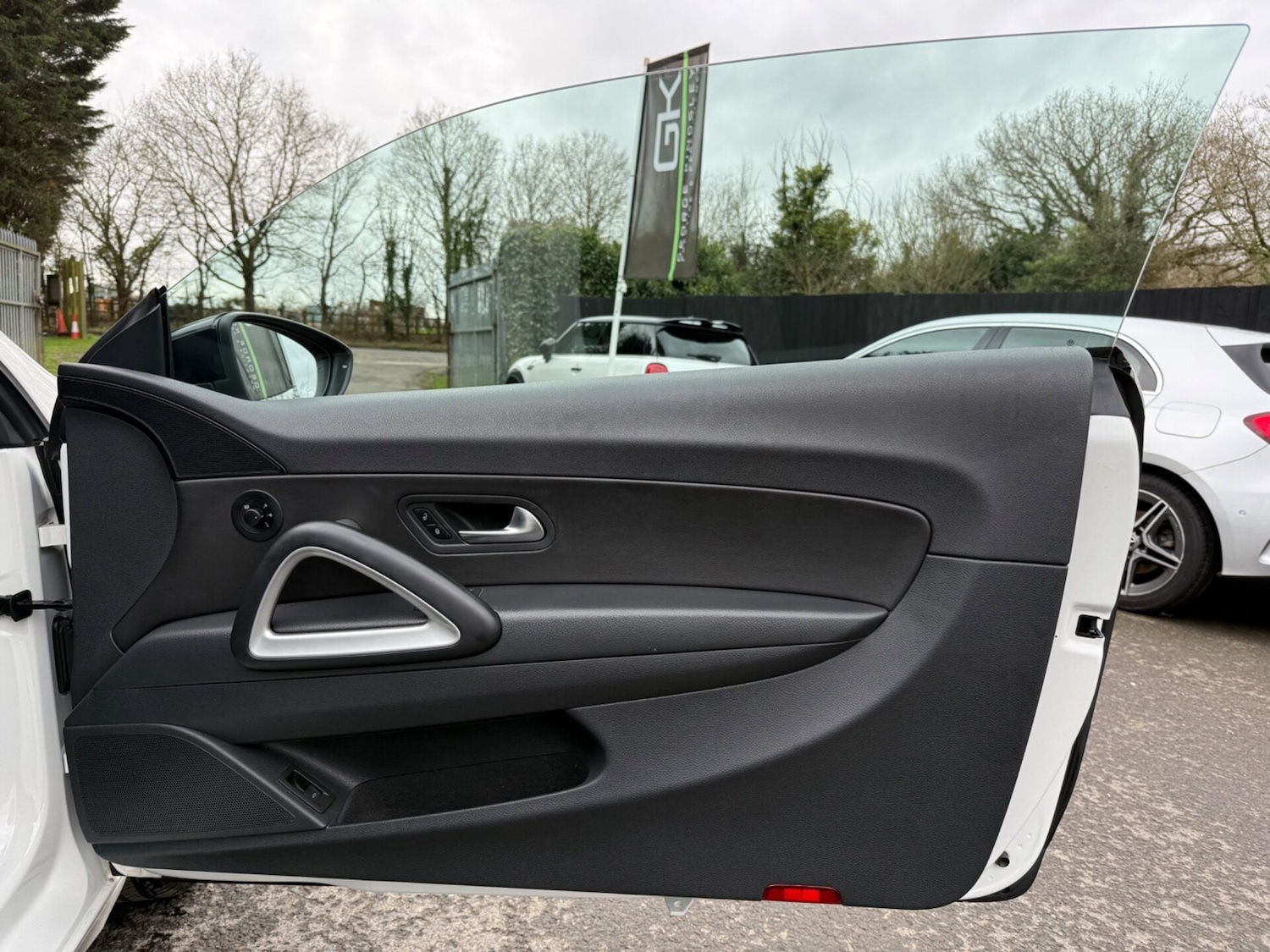 Used Volkswagen Scirocco 2014 for sale - 77641824: Photo 14