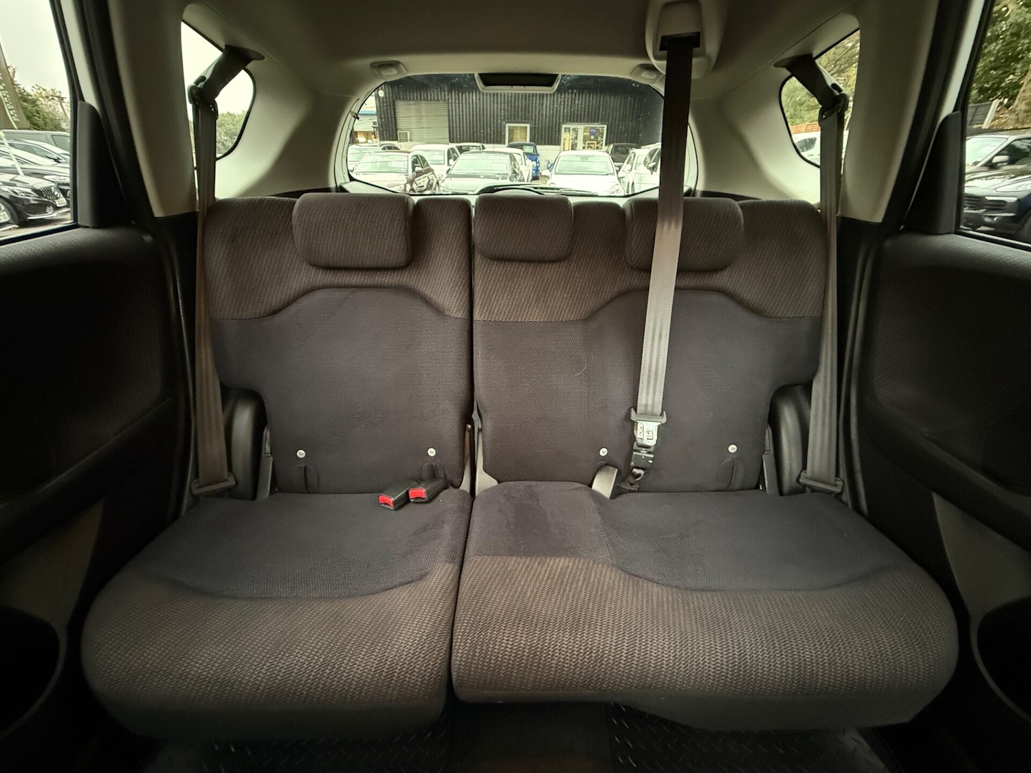 Used Honda Jazz 2014 for sale - 76517651: Photo 16