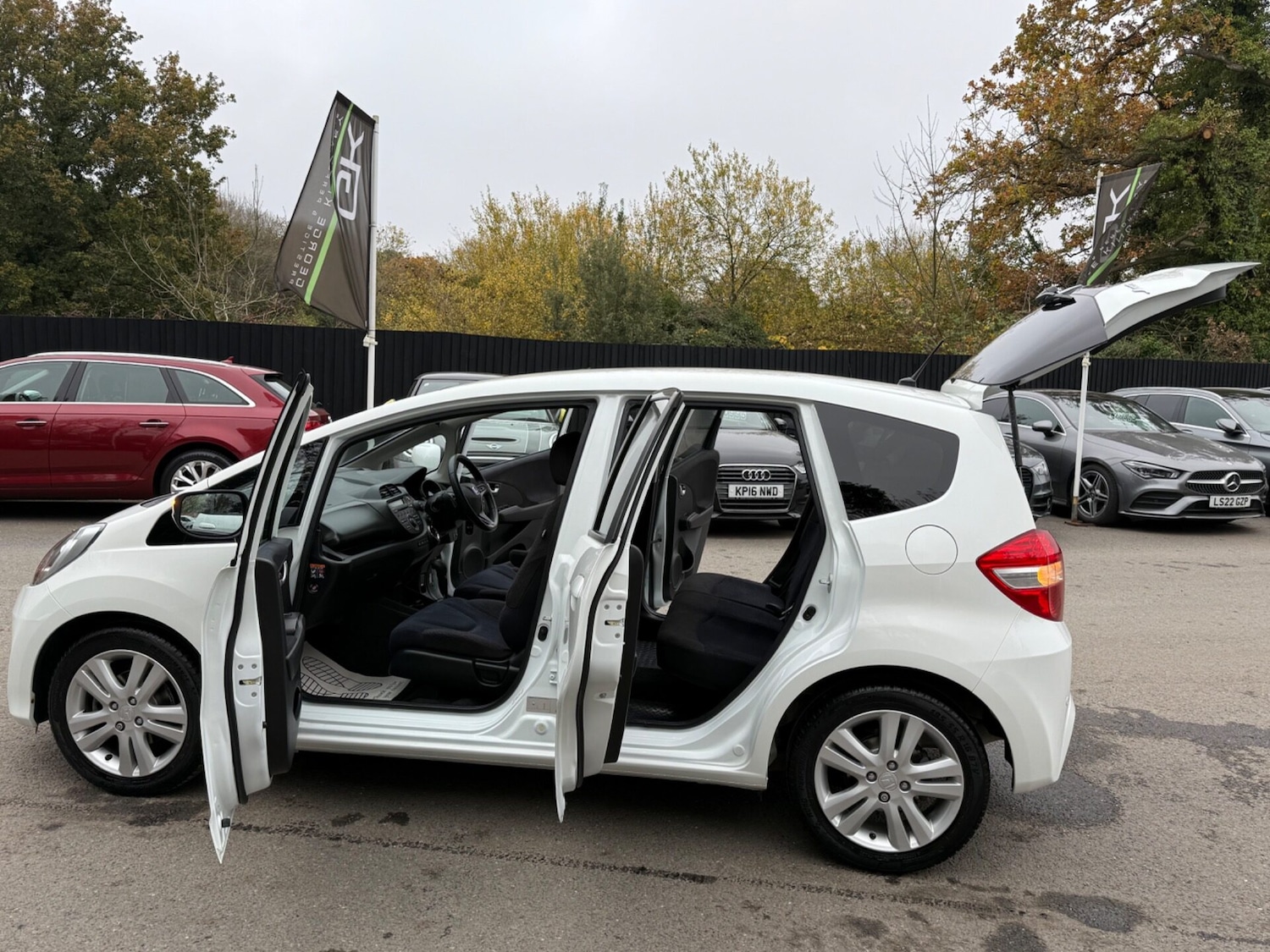 Used Honda Jazz 2014 for sale - 76517651: Photo 19