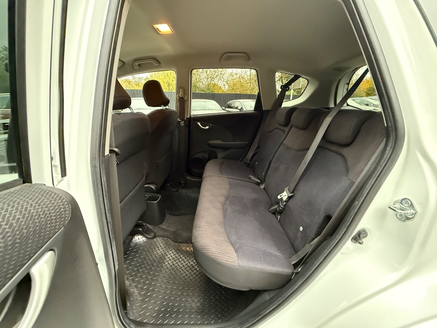 Used Honda Jazz 2014 for sale - 76517651: Photo 23