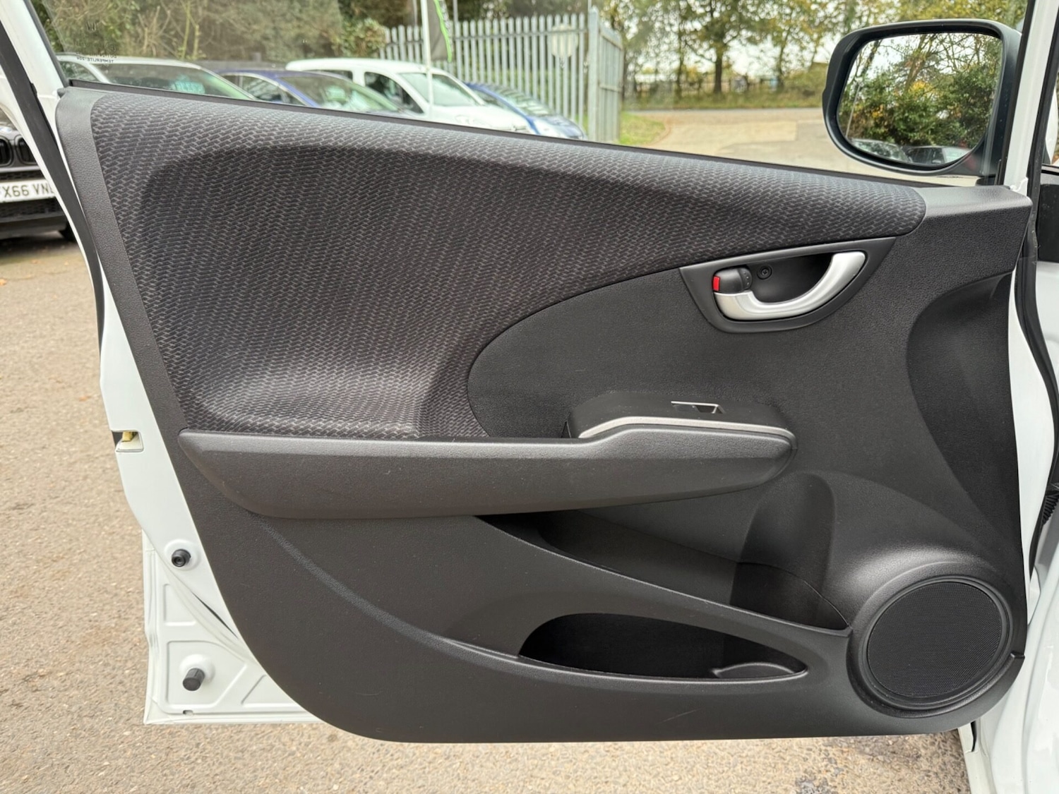 Used Honda Jazz 2014 for sale - 76517651: Photo 24