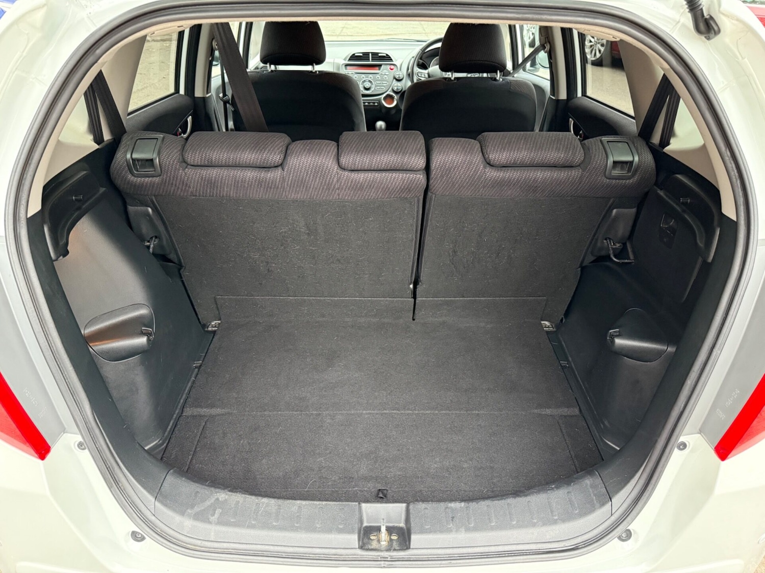 Used Honda Jazz 2014 for sale - 76517651: Photo 38