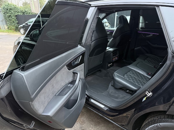 Used Audi Q8 2020 for sale - 76312239: Photo 21