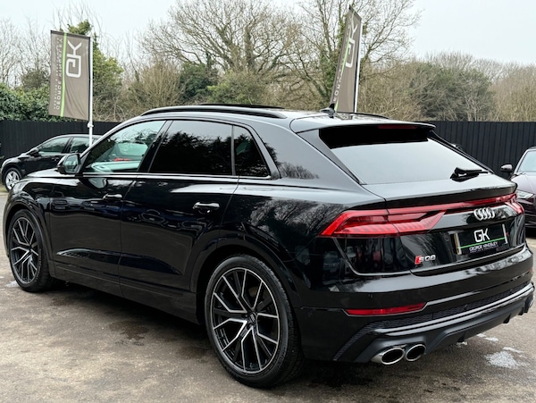 Used Audi Q8 2020 for sale - 76312239: Photo 2