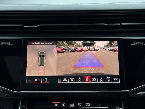 Used Audi Q8 2020 for sale - 76312239: Photo 51