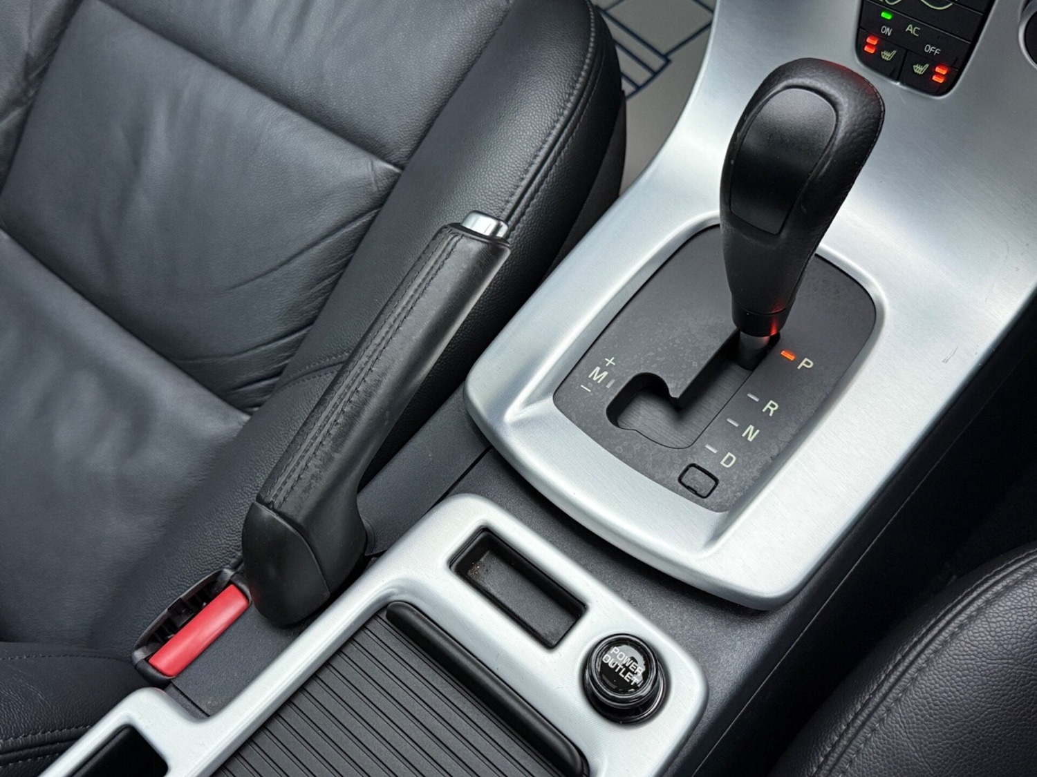 Used Volvo V50 2023 for sale - 76895920: Photo 10