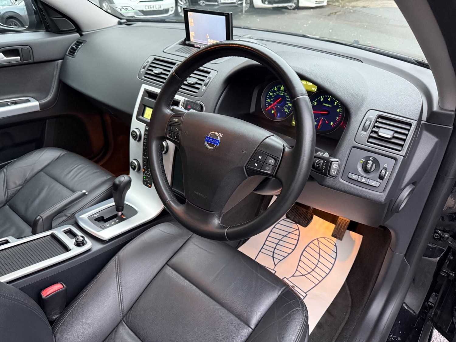 Used Volvo V50 2023 for sale - 76895920: Photo 14