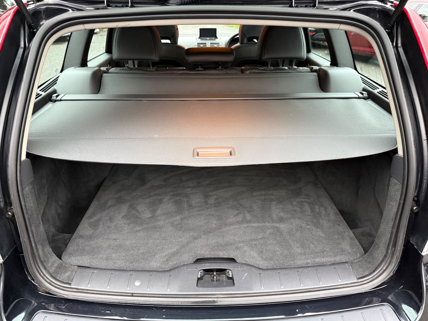 Used Volvo V50 2023 for sale - 76895920: Photo 41