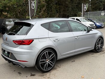 Used SEAT Leon 2019 for sale - 76324065: Photo