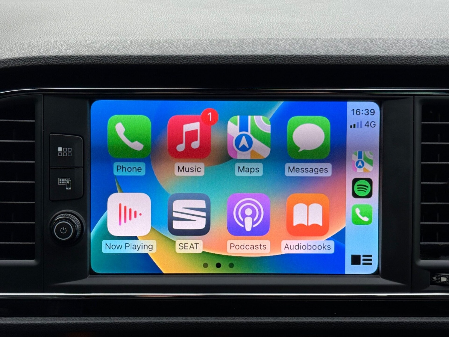 Used SEAT Leon 2019 for sale - 76324065: Photo 5