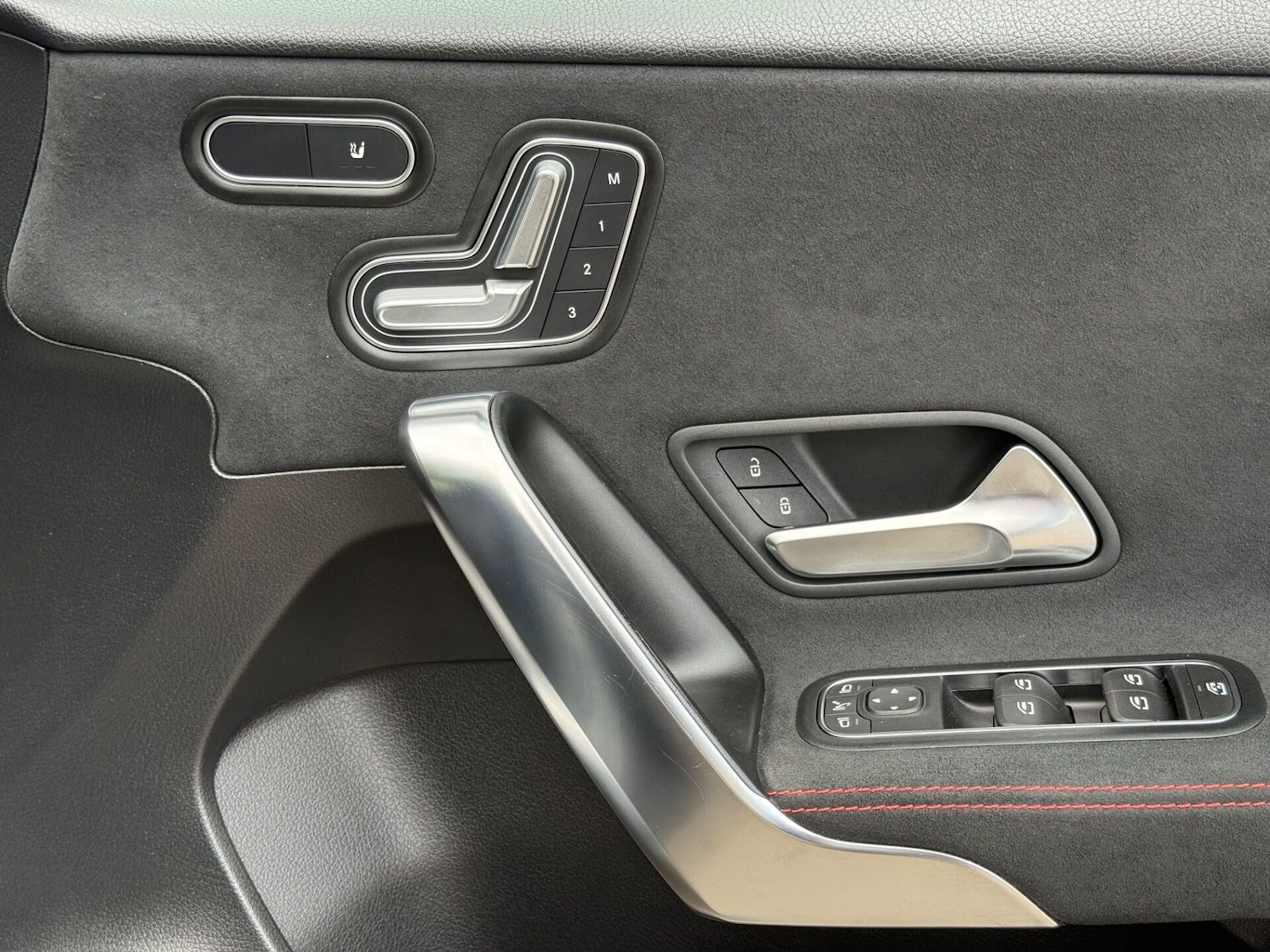 Used Mercedes-Benz A-Class 2018 for sale - 78134851: Photo 40