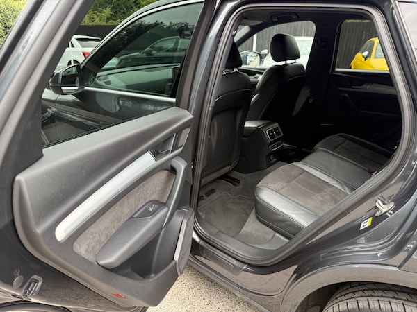 Used Audi Q5 2017 for sale - 75663103: Photo 28