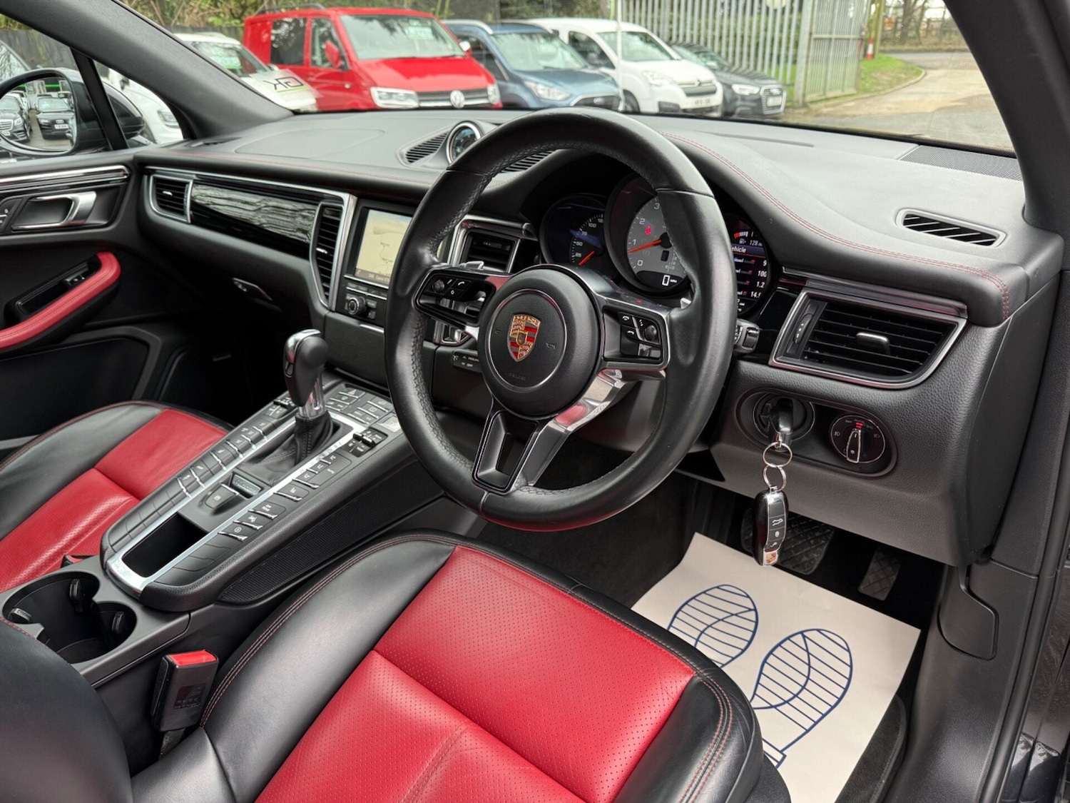 Used Porsche Macan 2015 for sale - 77546263: Photo 33