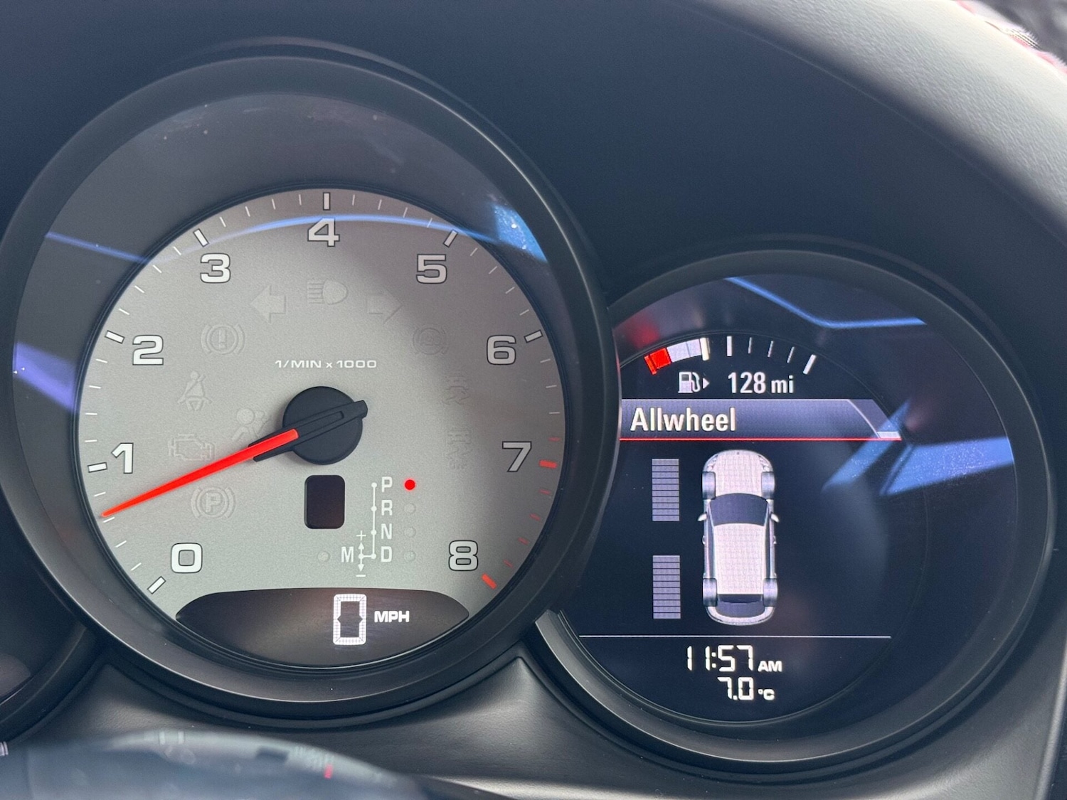 Used Porsche Macan 2015 for sale - 77546263: Photo 38