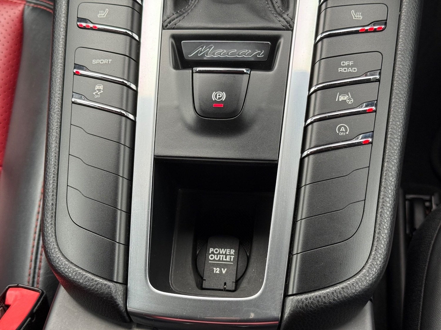 Used Porsche Macan 2015 for sale - 77546263: Photo 40