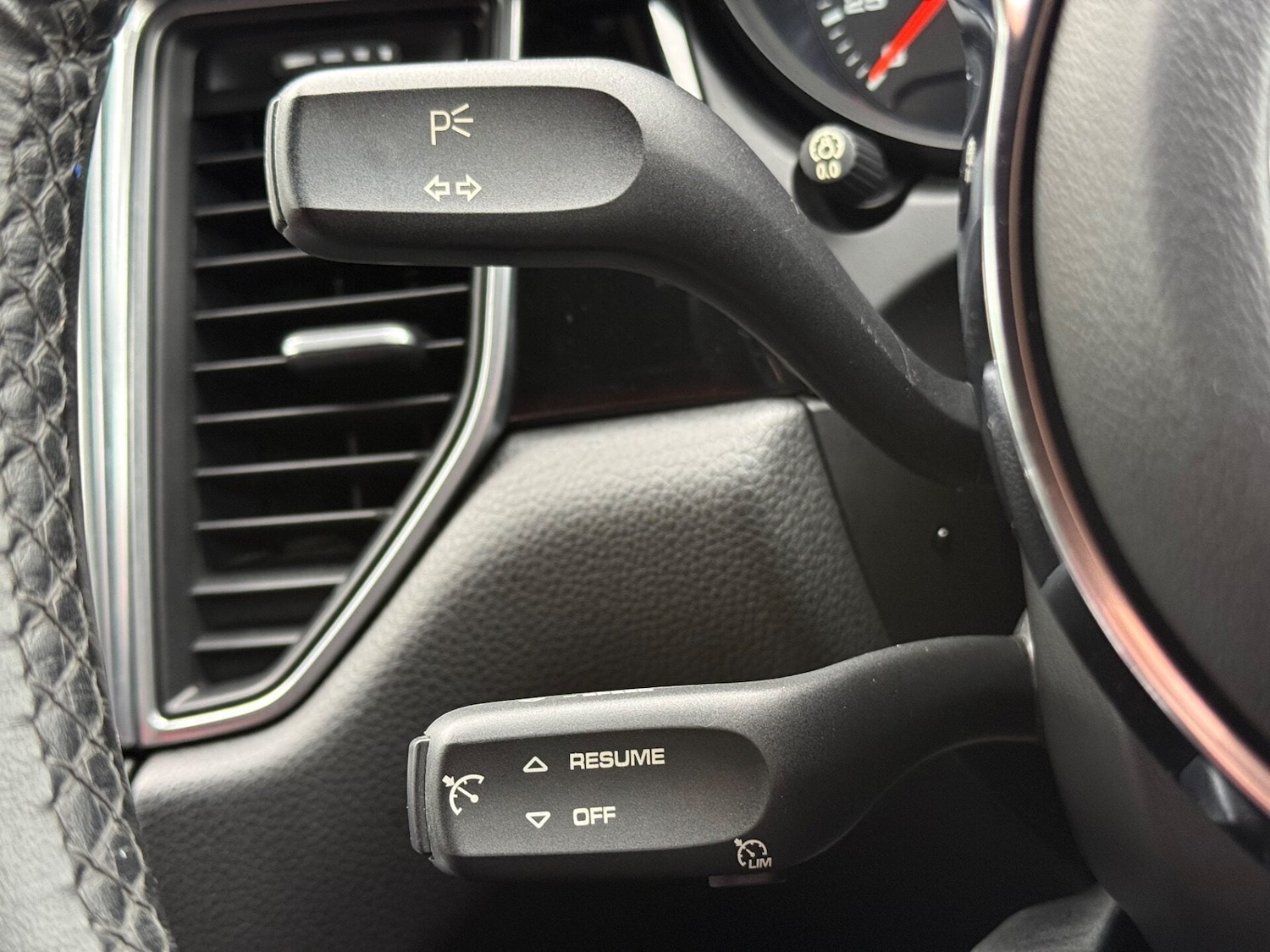 Used Porsche Macan 2015 for sale - 77546263: Photo 42