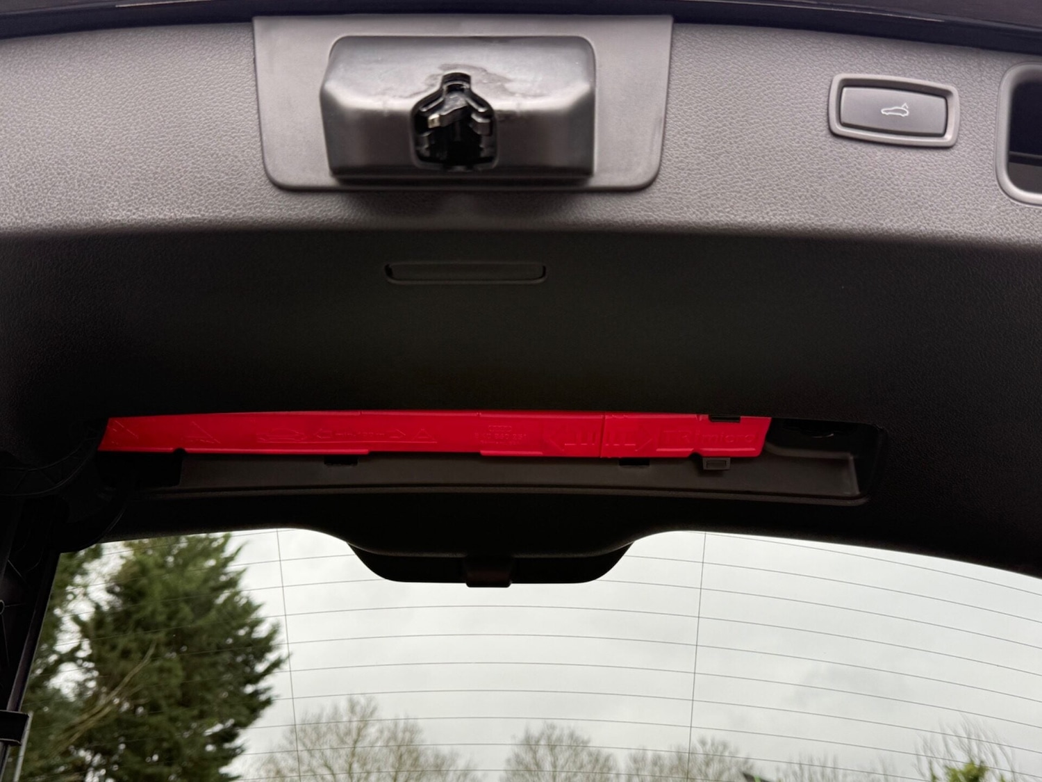 Used Porsche Macan 2015 for sale - 77546263: Photo 51