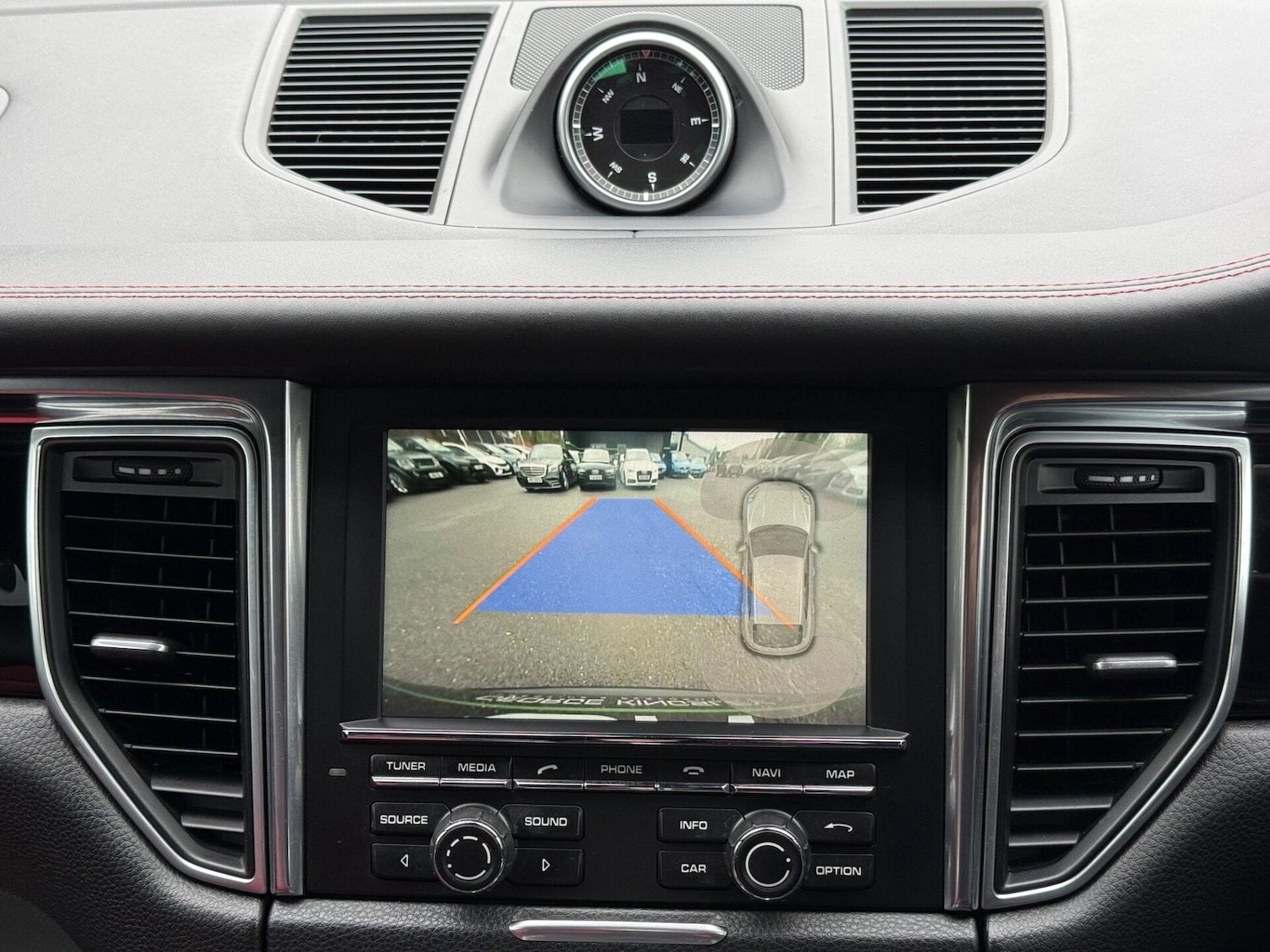 Used Porsche Macan 2015 for sale - 77546263: Photo 9