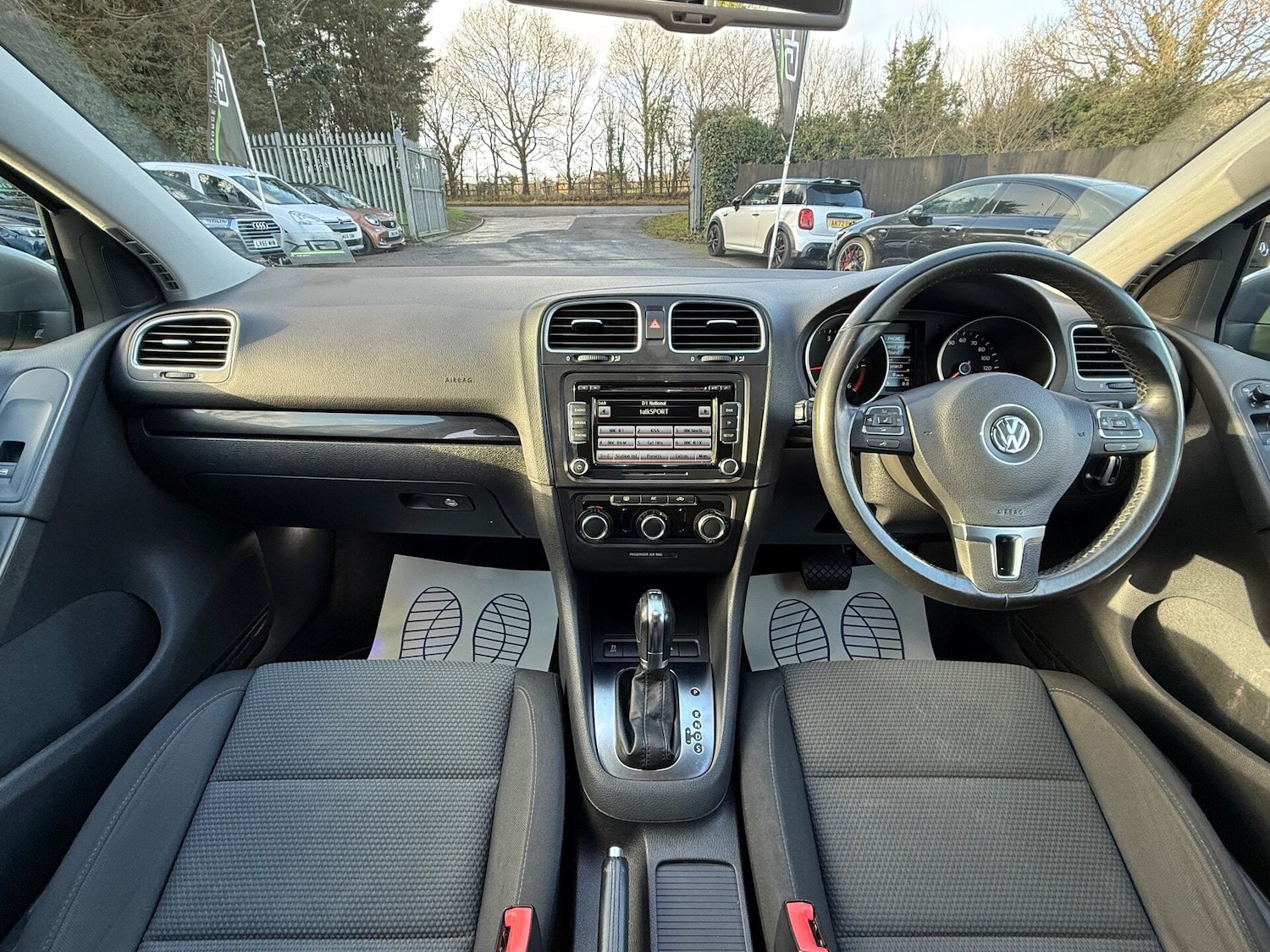 Used Volkswagen Golf 2011 for sale - 77164721: Photo 12