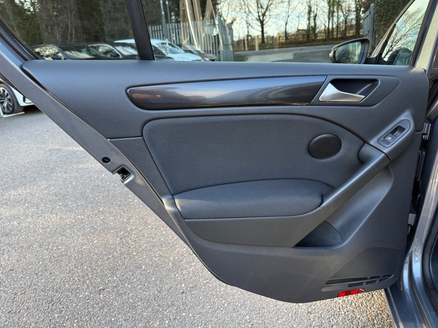 Used Volkswagen Golf 2011 for sale - 77164721: Photo 25