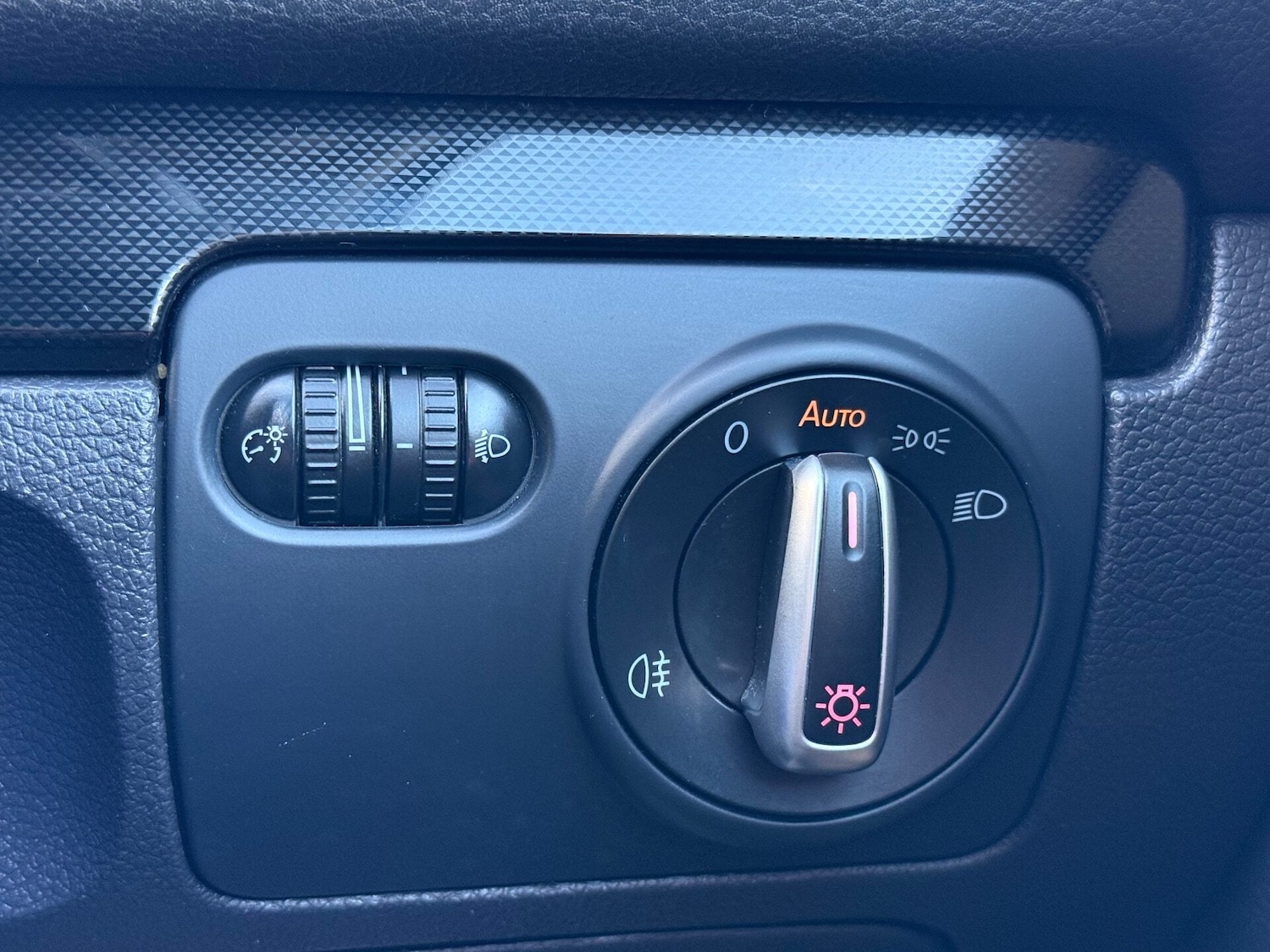 Used Volkswagen Golf 2011 for sale - 77164721: Photo 37