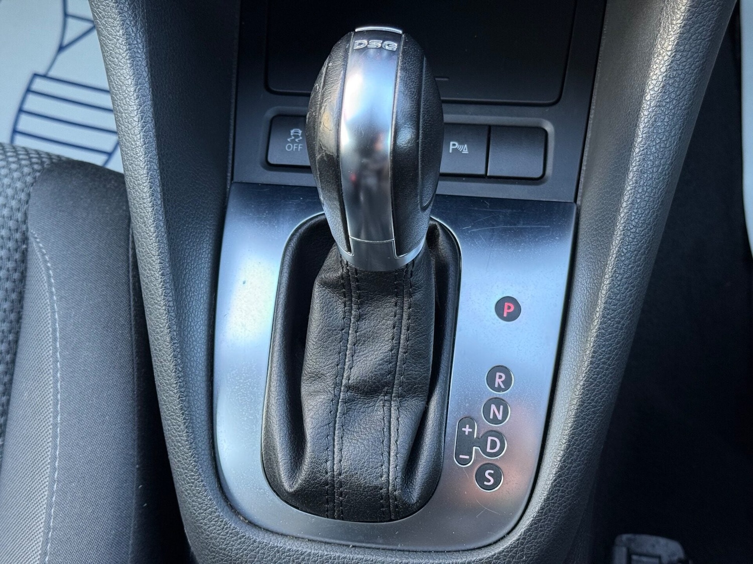 Used Volkswagen Golf 2011 for sale - 77164721: Photo 4