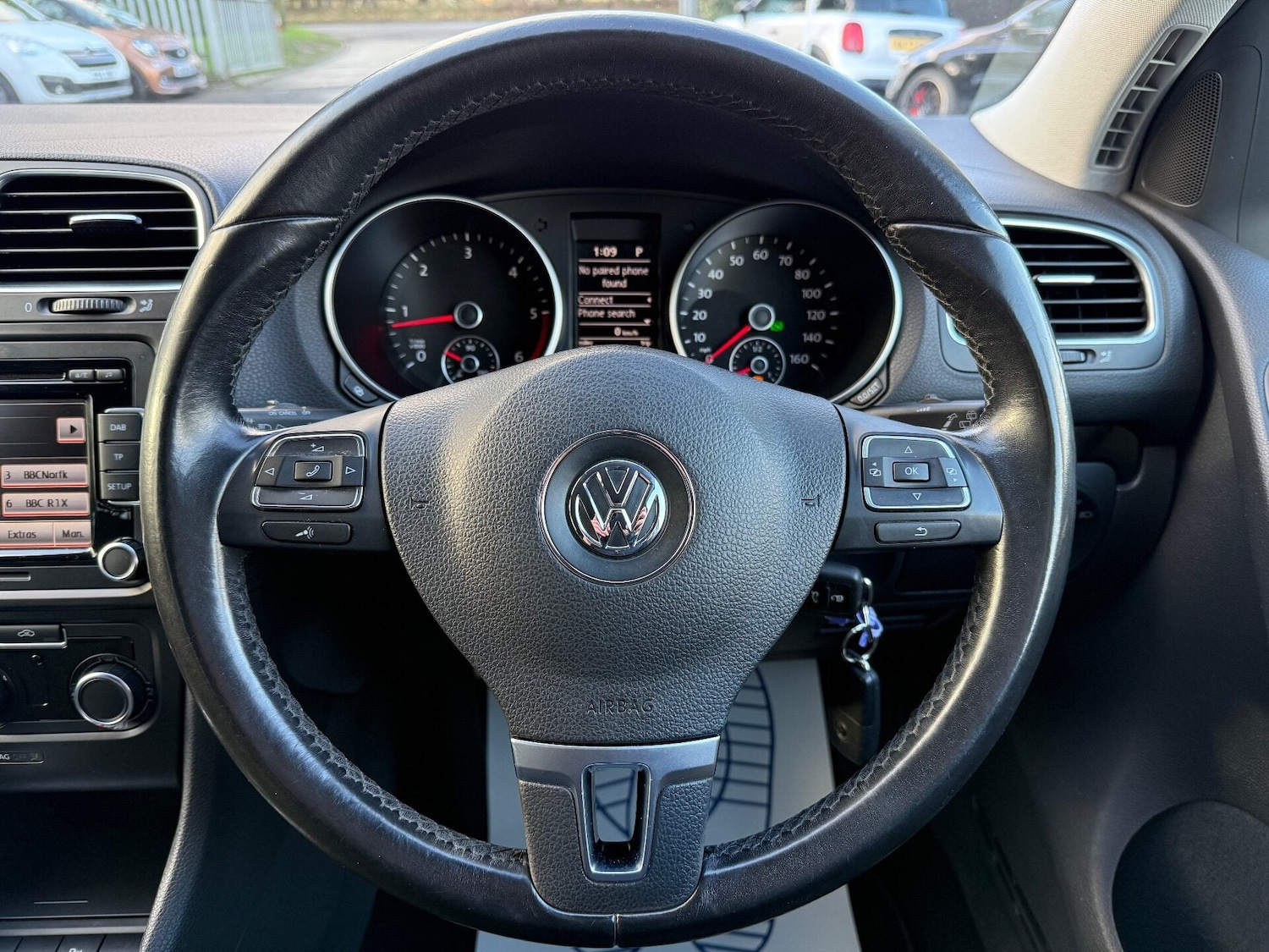 Used Volkswagen Golf 2011 for sale - 77164721: Photo 7