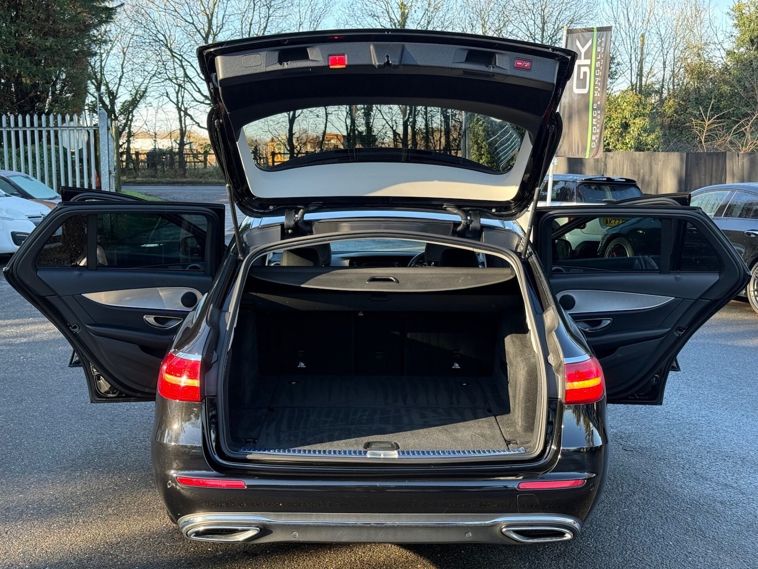 Used Mercedes-Benz E Class 2017 for sale - 77310533: Photo 14