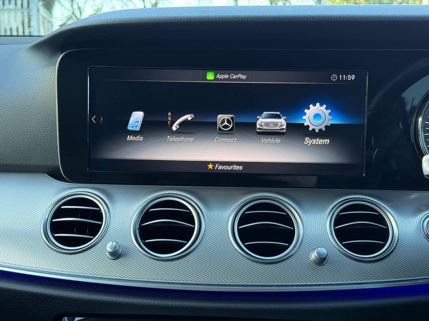 Used Mercedes-Benz E Class 2017 for sale - 77310533: Photo 40