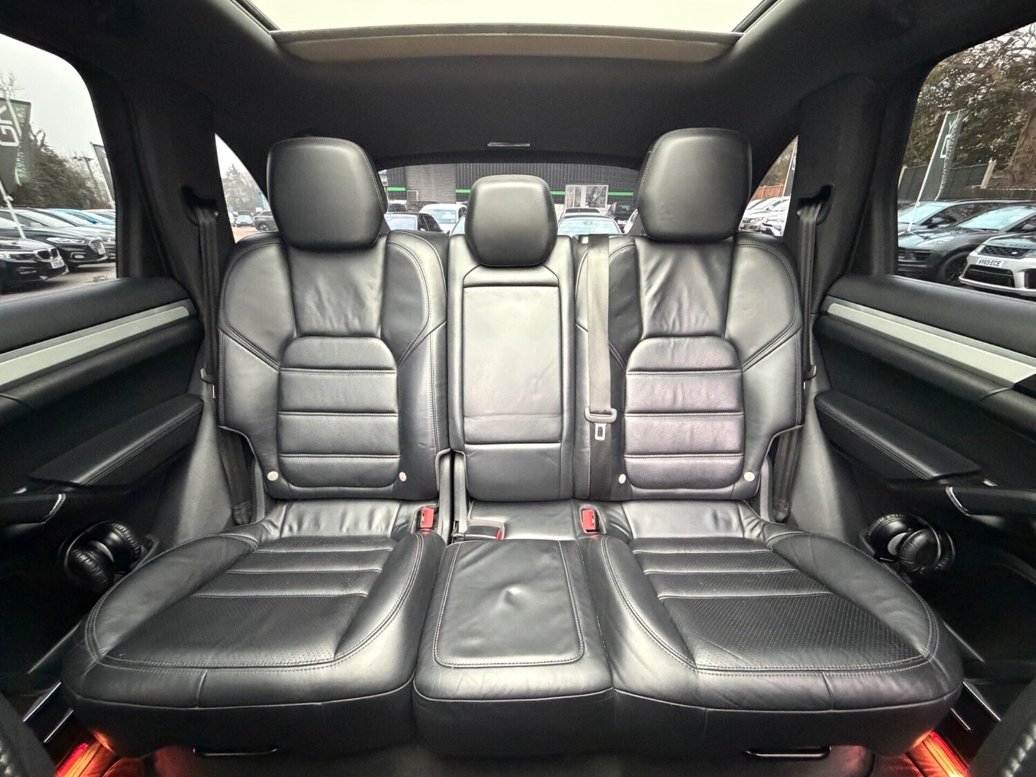 Used Porsche Cayenne 2015 for sale - 77758851: Photo 13