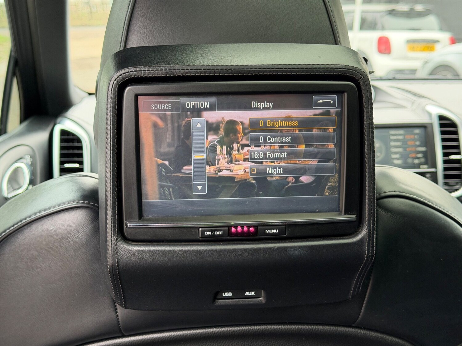 Used Porsche Cayenne 2015 for sale - 77758851: Photo 32