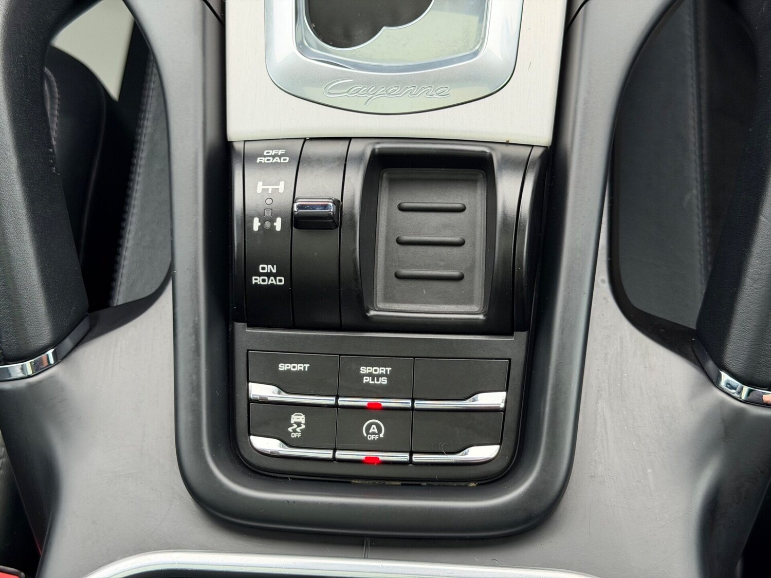 Used Porsche Cayenne 2015 for sale - 77758851: Photo 48