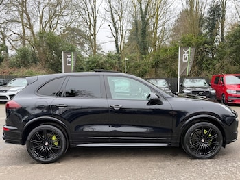 Used Porsche Cayenne 2015 for sale - 77758851: Photo