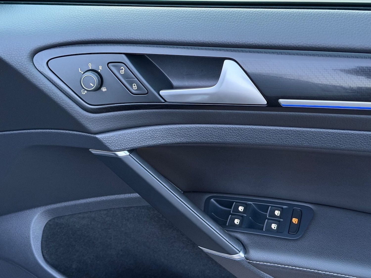 Used Volkswagen Golf 2015 for sale - 77985040: Photo 32