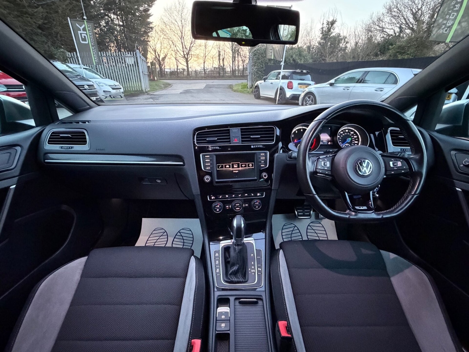 Used Volkswagen Golf 2015 for sale - 77985040: Photo 5