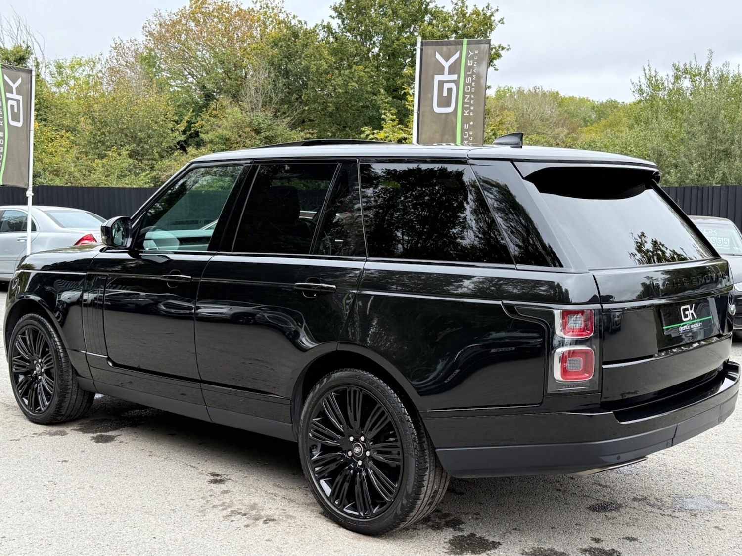 Used Land Rover Range Rover 2021 for sale - 76273627: Photo 2