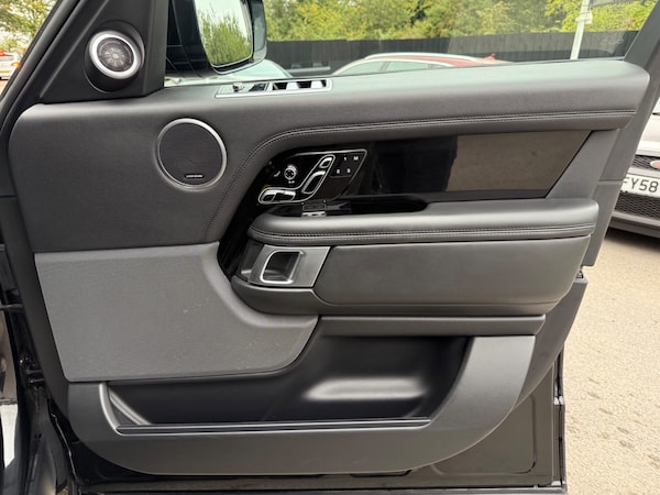 Used Land Rover Range Rover 2021 for sale - 76273627: Photo 37