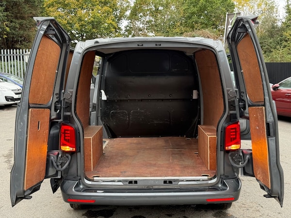Used Volkswagen Transporter 2021 for sale - 76273626: Photo 4