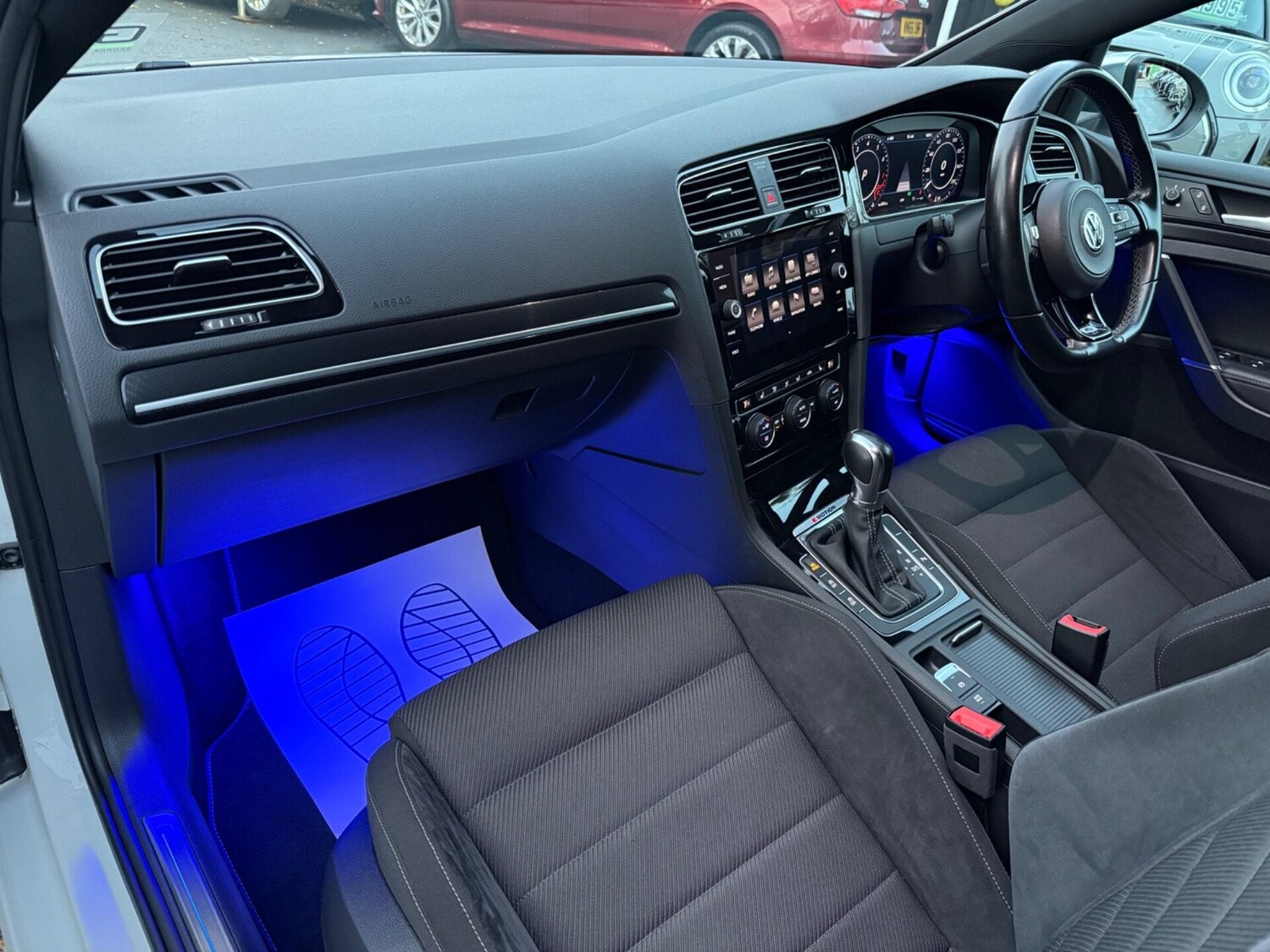 Used Volkswagen Golf 2017 for sale - 76877496: Photo 28