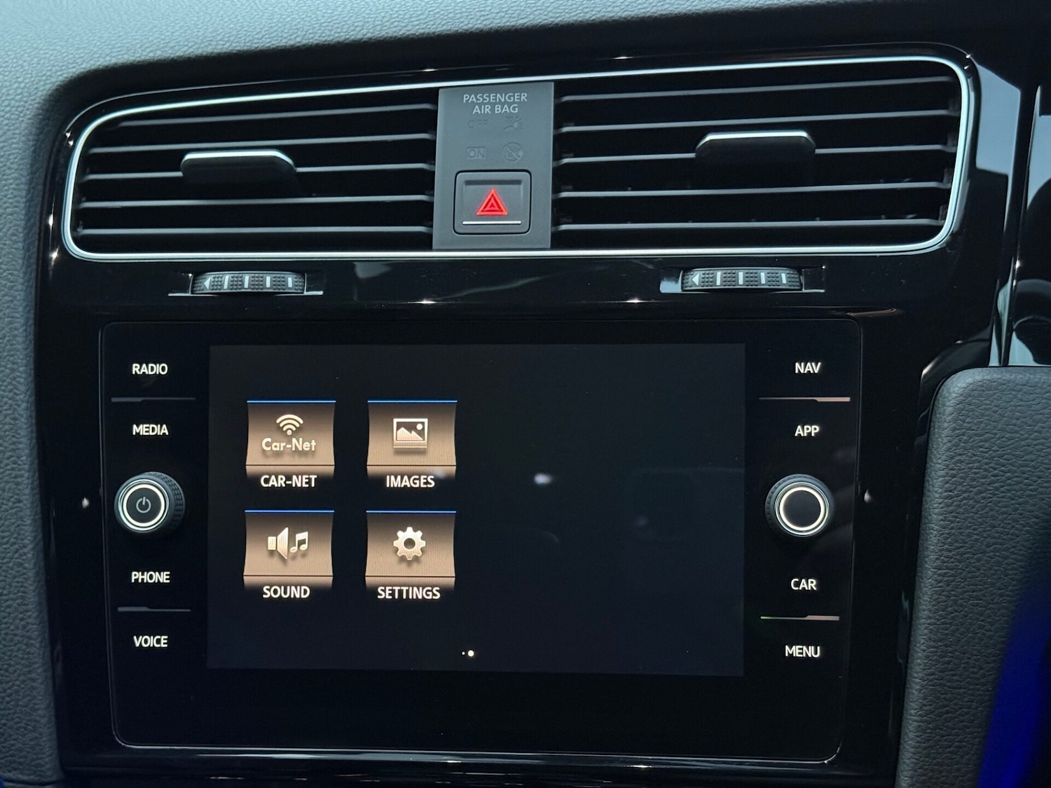 Used Volkswagen Golf 2017 for sale - 76877496: Photo 40