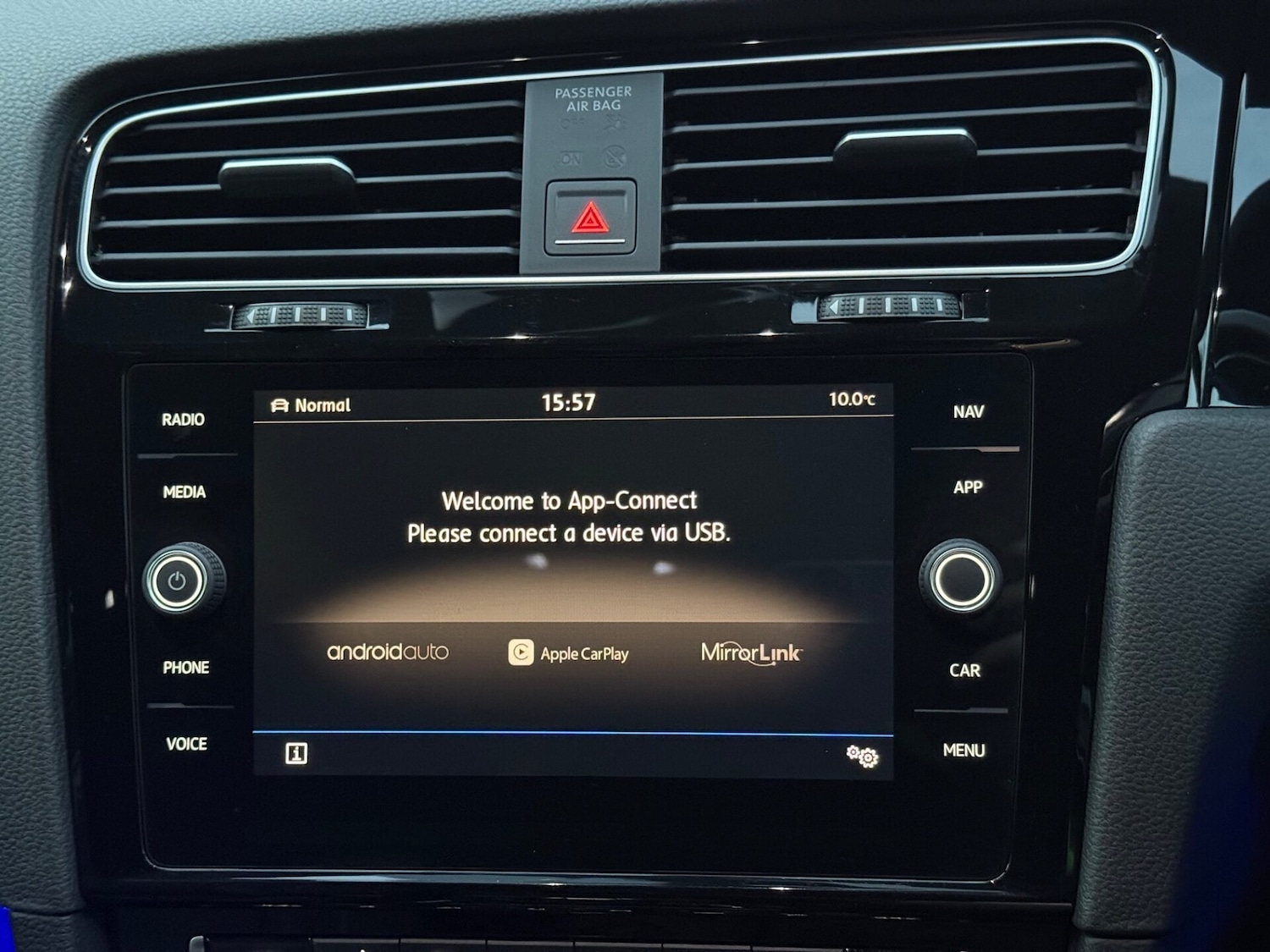 Used Volkswagen Golf 2017 for sale - 76877496: Photo 45