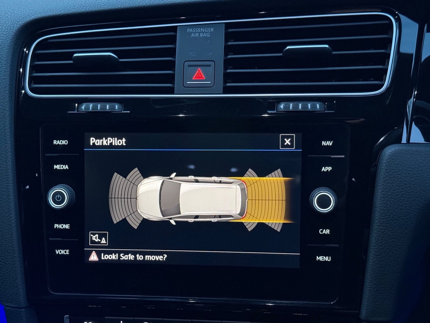 Used Volkswagen Golf 2017 for sale - 76877496: Photo 51