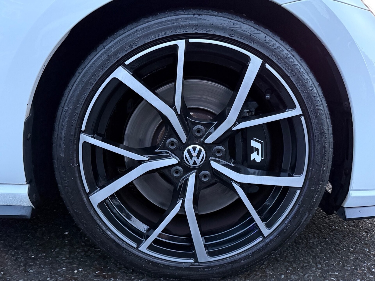 Used Volkswagen Golf 2017 for sale - 76877496: Photo 64