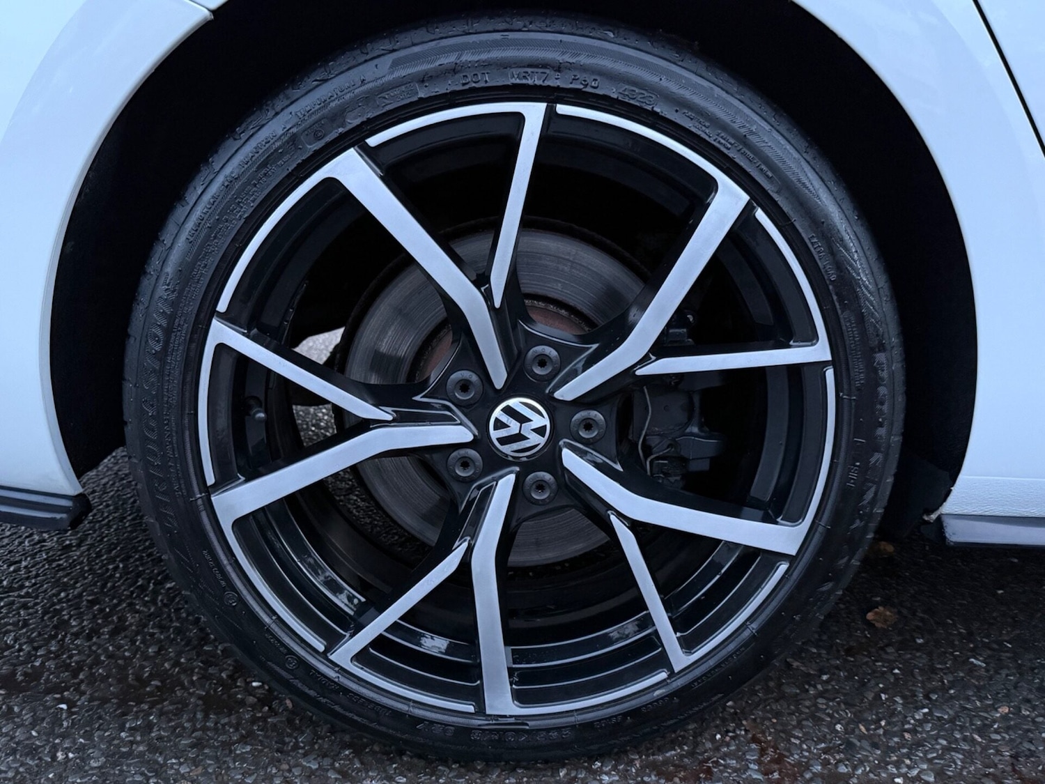 Used Volkswagen Golf 2017 for sale - 76877496: Photo 67