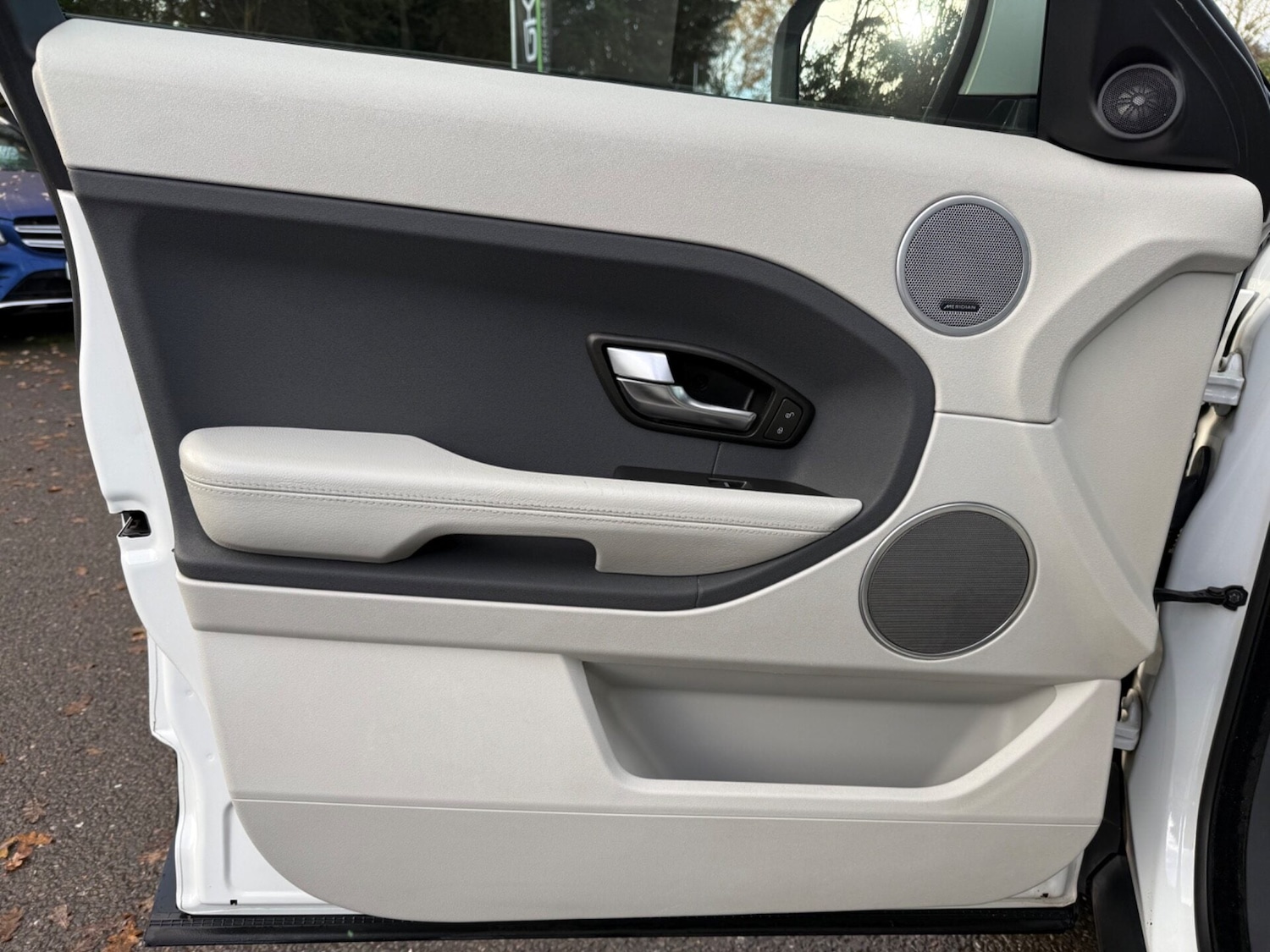 Used Land Rover Range Rover Evoque 2012 for sale - 76934347: Photo 24